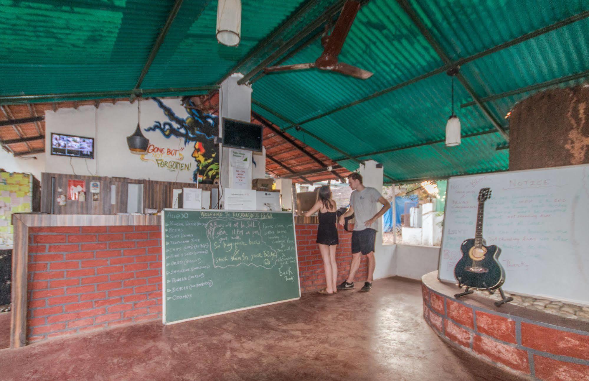 Ostello Backpacker Panda Goa Calangute Esterno foto